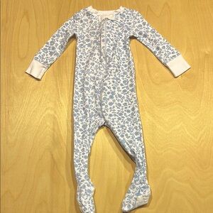 Beaufort Bonnet onesie